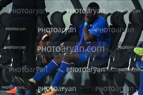 <span style='background: #33747a;box-shadow: 2px 3px 5px black;font-weight: 300;font-size: 10px;border-radius: 2px;margin: 2px;color: #fff;padding: 2px 5px;font - size: 10px;line - height: 22px; '>مامه تیام</span> 