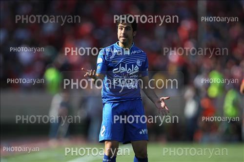 <span style='background: #33747a;box-shadow: 2px 3px 5px black;font-weight: 300;font-size: 10px;border-radius: 2px;margin: 2px;color: #fff;padding: 2px 5px;font - size: 10px;line - height: 22px; '>خسرو حیدری</span> 