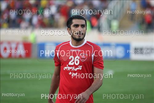 <span style='background: #33747a;font-weight: 300;font-size: 10px;box-shadow: 2px 3px 5px black;border-radius: 2px;margin: 2px;color: #fff;padding: 2px 5px;font - size: 10px;line - height: 22px; '>حمیدرضا علی‌عسگری</span> 