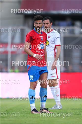 <span style='background: #33747a;box-shadow: 2px 3px 5px black;font-weight: 300;font-size: 10px;border-radius: 2px;margin: 2px;color: #fff;padding: 2px 5px;font - size: 10px;line - height: 22px; '>علی شجاعی</span> <span style='background: #33747a;box-shadow: 2px 3px 5px black;font-weight: 300;font-size: 10px;border-radius: 2px;margin: 2px;color: #fff;padding: 2px 5px;font - size: 10px;line - height: 22px; '>گیورگی گولسیانی Giorgi Gvelesiani</span> 