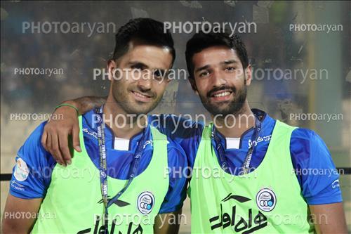 <span style='background: #33747a;font-weight: 300;font-size: 10px;box-shadow: 2px 3px 5px black;border-radius: 2px;margin: 2px;color: #fff;padding: 2px 5px;font - size: 10px;line - height: 22px; '>علی قربانی</span> 