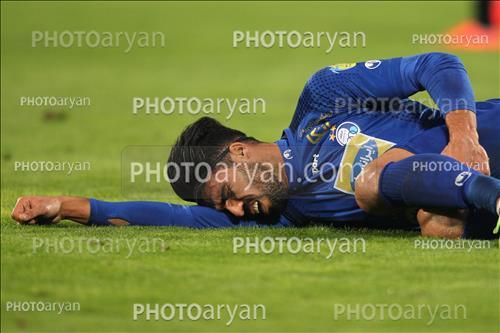 <span style='background: #33747a;box-shadow: 2px 3px 5px black;font-weight: 300;font-size: 10px;border-radius: 2px;margin: 2px;color: #fff;padding: 2px 5px;font - size: 10px;line - height: 22px; '>علی دشتی</span> 