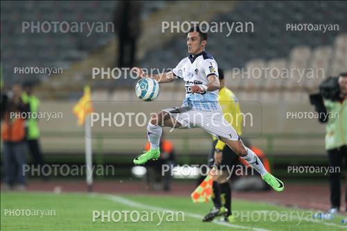 <span style='background: #33747a;box-shadow: 2px 3px 5px black;font-weight: 300;font-size: 10px;border-radius: 2px;margin: 2px;color: #fff;padding: 2px 5px;font - size: 10px;line - height: 22px; '>سجاد آشوری</span> 