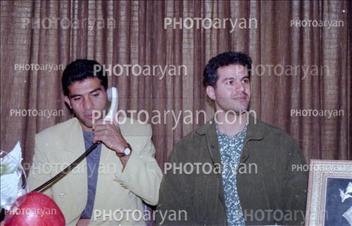 <span style='background: #33747a;font-weight: 300;font-size: 10px;box-shadow: 2px 3px 5px black;border-radius: 2px;margin: 2px;color: #fff;padding: 2px 5px;font - size: 10px;line - height: 22px; '>احمدرضا عابدزاده Ahmad Reza Abedzadeh</span> 