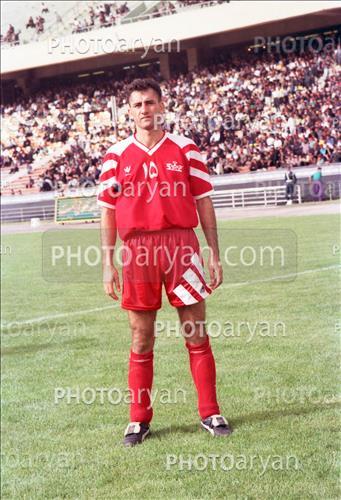 بازیکنان دهه های مختلف فوتبال ایران 41