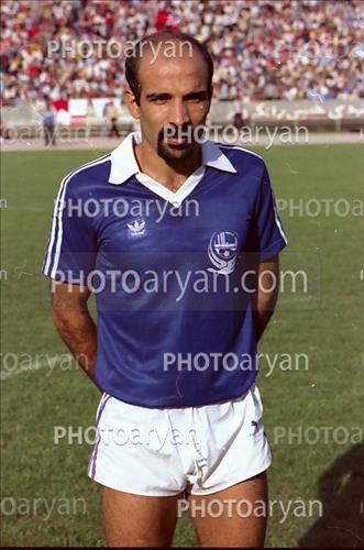 <span style='background: #33747a;font-weight: 300;font-size: 10px;box-shadow: 2px 3px 5px black;border-radius: 2px;margin: 2px;color: #fff;padding: 2px 5px;font - size: 10px;line - height: 22px; '>عبدالعلی چنگیز</span> 