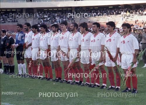 <span style='background: #33747a;font-weight: 300;font-size: 10px;box-shadow: 2px 3px 5px black;border-radius: 2px;margin: 2px;color: #fff;padding: 2px 5px;font - size: 10px;line - height: 22px; '>احمدرضا عابدزاده Ahmad Reza Abedzadeh</span> 