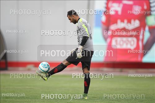 <span style='background: #33747a;box-shadow: 2px 3px 5px black;font-weight: 300;font-size: 10px;border-radius: 2px;margin: 2px;color: #fff;padding: 2px 5px;font - size: 10px;line - height: 22px; '>سوشا مکانی</span> 