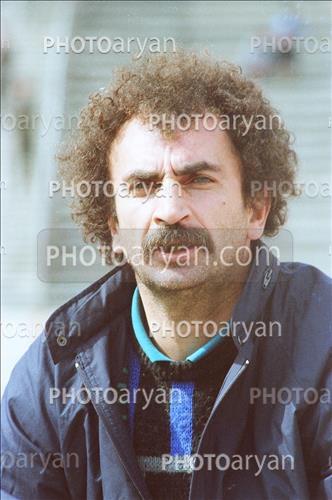 <span style='background: #33747a;box-shadow: 2px 3px 5px black;font-weight: 300;font-size: 10px;border-radius: 2px;margin: 2px;color: #fff;padding: 2px 5px;font - size: 10px;line - height: 22px; '>غفور جهانی</span> 