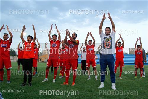 <span style='background: #33747a;font-weight: 300;font-size: 10px;box-shadow: 2px 3px 5px black;border-radius: 2px;margin: 2px;color: #fff;padding: 2px 5px;font - size: 10px;line - height: 22px; '>رامین عباسی</span> <span style='background: #33747a;font-weight: 300;font-size: 10px;box-shadow: 2px 3px 5px black;border-radius: 2px;margin: 2px;color: #fff;padding: 2px 5px;font - size: 10px;line - height: 22px; '>مهدی اسلامی</span> 