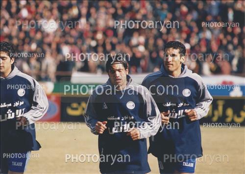 <span style='background: #33747a;box-shadow: 2px 3px 5px black;font-weight: 300;font-size: 10px;border-radius: 2px;margin: 2px;color: #fff;padding: 2px 5px;font - size: 10px;line - height: 22px; '>علیرضا نیکبخت واحدی</span> <span style='background: #33747a;box-shadow: 2px 3px 5px black;font-weight: 300;font-size: 10px;border-radius: 2px;margin: 2px;color: #fff;padding: 2px 5px;font - size: 10px;line - height: 22px; '>مهدی هاشمی نصب</span> <span style='background: #33747a;box-shadow: 2px 3px 5px black;font-weight: 300;font-size: 10px;border-radius: 2px;margin: 2px;color: #fff;padding: 2px 5px;font - size: 10px;line - height: 22px; '>علی سامره</span> 