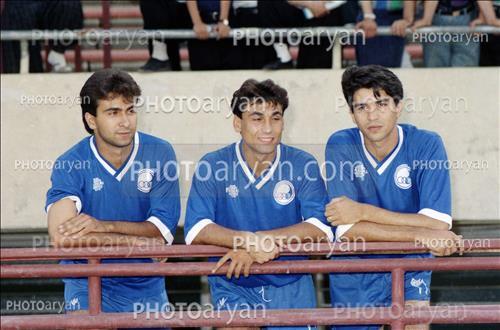 بازیکنان دهه های مختلف فوتبال ایران 3 - کوروش تشت زر,علی اکبریان,کامیار کاردار,