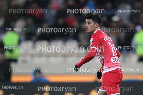 <span style='background: #33747a;font-weight: 300;font-size: 10px;box-shadow: 2px 3px 5px black;border-radius: 2px;margin: 2px;color: #fff;padding: 2px 5px;font - size: 10px;line - height: 22px; '>علی علیپور</span> 