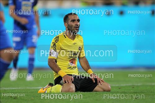 <span style='background: #33747a;box-shadow: 2px 3px 5px black;font-weight: 300;font-size: 10px;border-radius: 2px;margin: 2px;color: #fff;padding: 2px 5px;font - size: 10px;line - height: 22px; '>مهدی کیانی</span> 