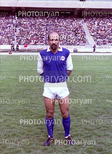 <span style='background: #33747a;font-weight: 300;font-size: 10px;box-shadow: 2px 3px 5px black;border-radius: 2px;margin: 2px;color: #fff;padding: 2px 5px;font - size: 10px;line - height: 22px; '>عبدالعلی چنگیز</span> 