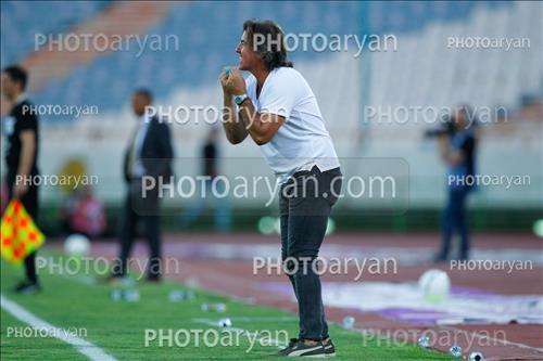 <span style='background: #33747a;font-weight: 300;font-size: 10px;box-shadow: 2px 3px 5px black;border-radius: 2px;margin: 2px;color: #fff;padding: 2px 5px;font - size: 10px;line - height: 22px; '>ریکاردو ساپینتو Ricardo Sá Pinto </span> 