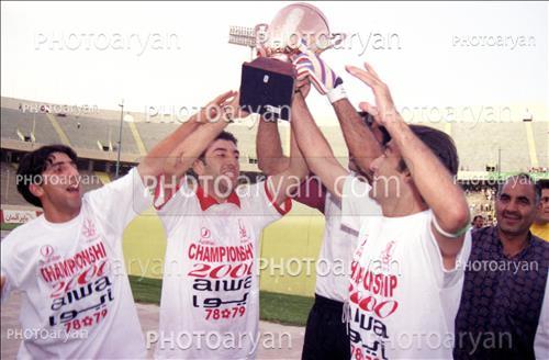 <span style='background: #33747a;box-shadow: 2px 3px 5px black;font-weight: 300;font-size: 10px;border-radius: 2px;margin: 2px;color: #fff;padding: 2px 5px;font - size: 10px;line - height: 22px; '>علی باغمشه</span> <span style='background: #33747a;box-shadow: 2px 3px 5px black;font-weight: 300;font-size: 10px;border-radius: 2px;margin: 2px;color: #fff;padding: 2px 5px;font - size: 10px;line - height: 22px; '>علی انصاریان</span> 