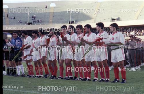 <span style='background: #33747a;font-weight: 300;font-size: 10px;box-shadow: 2px 3px 5px black;border-radius: 2px;margin: 2px;color: #fff;padding: 2px 5px;font - size: 10px;line - height: 22px; '>احمدرضا عابدزاده Ahmad Reza Abedzadeh</span> 