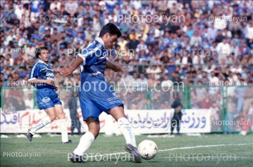 <span style='background: #33747a;box-shadow: 2px 3px 5px black;font-weight: 300;font-size: 10px;border-radius: 2px;margin: 2px;color: #fff;padding: 2px 5px;font - size: 10px;line - height: 22px; '>علی لطیفی</span> <span style='background: #33747a;box-shadow: 2px 3px 5px black;font-weight: 300;font-size: 10px;border-radius: 2px;margin: 2px;color: #fff;padding: 2px 5px;font - size: 10px;line - height: 22px; '>ستار همدانی</span> 