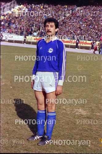 <span style='background: #33747a;font-weight: 300;font-size: 10px;box-shadow: 2px 3px 5px black;border-radius: 2px;margin: 2px;color: #fff;padding: 2px 5px;font - size: 10px;line - height: 22px; '>بهتاش فریبا</span> 