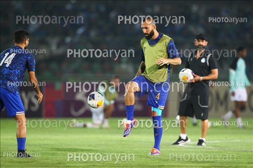 <span style='background: #33747a;box-shadow: 2px 3px 5px black;font-weight: 300;font-size: 10px;border-radius: 2px;margin: 2px;color: #fff;padding: 2px 5px;font - size: 10px;line - height: 22px; '>محمد زبیر نیک نفس</span> <span style='background: #33747a;box-shadow: 2px 3px 5px black;font-weight: 300;font-size: 10px;border-radius: 2px;margin: 2px;color: #fff;padding: 2px 5px;font - size: 10px;line - height: 22px; '>روزبه چشمی</span> 