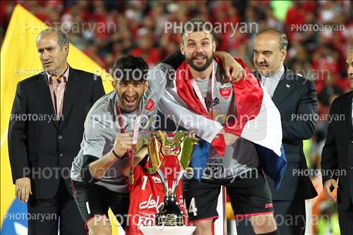 <span style='background: #33747a;box-shadow: 2px 3px 5px black;font-weight: 300;font-size: 10px;border-radius: 2px;margin: 2px;color: #fff;padding: 2px 5px;font - size: 10px;line - height: 22px; '>مهدی تاج</span> <span style='background: #33747a;box-shadow: 2px 3px 5px black;font-weight: 300;font-size: 10px;border-radius: 2px;margin: 2px;color: #fff;padding: 2px 5px;font - size: 10px;line - height: 22px; '>علیرضا بیرانوند</span> <span style='background: #33747a;box-shadow: 2px 3px 5px black;font-weight: 300;font-size: 10px;border-radius: 2px;margin: 2px;color: #fff;padding: 2px 5px;font - size: 10px;line - height: 22px; '>بوژیدار رادوشویچ</span> 