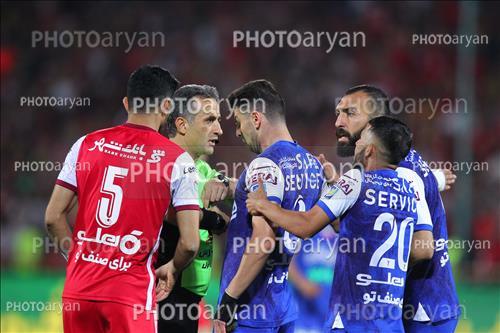 <span style='background: #33747a;box-shadow: 2px 3px 5px black;font-weight: 300;font-size: 10px;border-radius: 2px;margin: 2px;color: #fff;padding: 2px 5px;font - size: 10px;line - height: 22px; '>مهدی قایدی</span> <span style='background: #33747a;box-shadow: 2px 3px 5px black;font-weight: 300;font-size: 10px;border-radius: 2px;margin: 2px;color: #fff;padding: 2px 5px;font - size: 10px;line - height: 22px; '>روزبه چشمی</span> <span style='background: #33747a;box-shadow: 2px 3px 5px black;font-weight: 300;font-size: 10px;border-radius: 2px;margin: 2px;color: #fff;padding: 2px 5px;font - size: 10px;line - height: 22px; '>دانیال اسماعیلی فر</span> 