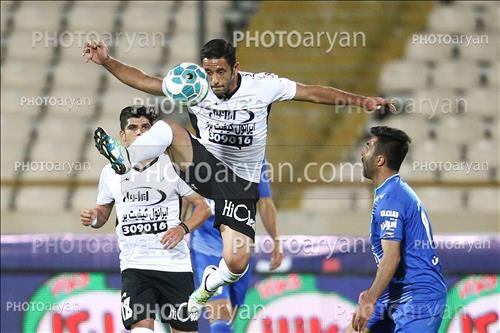 <span style='background: #33747a;font-weight: 300;font-size: 10px;box-shadow: 2px 3px 5px black;border-radius: 2px;margin: 2px;color: #fff;padding: 2px 5px;font - size: 10px;line - height: 22px; '>فرشید اسماعیلی</span> 