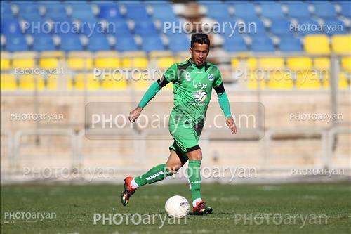 <span style='background: #33747a;box-shadow: 2px 3px 5px black;font-weight: 300;font-size: 10px;border-radius: 2px;margin: 2px;color: #fff;padding: 2px 5px;font - size: 10px;line - height: 22px; '>سامان نور محمدی</span> 