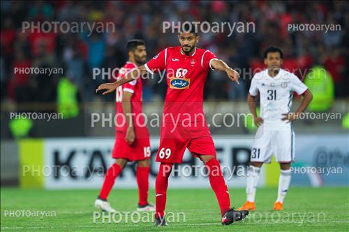 <span style='background: #33747a;box-shadow: 2px 3px 5px black;font-weight: 300;font-size: 10px;border-radius: 2px;margin: 2px;color: #fff;padding: 2px 5px;font - size: 10px;line - height: 22px; '>شایان مصلح</span> 