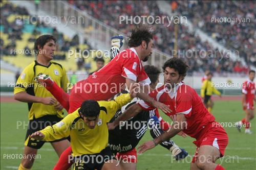 پرسپولیس 2-فجر سپاسی 4 (1384/10/09)