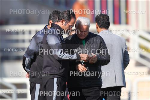 <span style='background: #33747a;box-shadow: 2px 3px 5px black;font-weight: 300;font-size: 10px;border-radius: 2px;margin: 2px;color: #fff;padding: 2px 5px;font - size: 10px;line - height: 22px; '>کوروش برمک</span> <span style='background: #33747a;box-shadow: 2px 3px 5px black;font-weight: 300;font-size: 10px;border-radius: 2px;margin: 2px;color: #fff;padding: 2px 5px;font - size: 10px;line - height: 22px; '>فرشاد پیوس  Farshad Pious</span> 