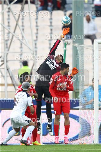 <span style='background: #33747a;font-weight: 300;font-size: 10px;box-shadow: 2px 3px 5px black;border-radius: 2px;margin: 2px;color: #fff;padding: 2px 5px;font - size: 10px;line - height: 22px; '>صادق محرمی</span> <span style='background: #33747a;font-weight: 300;font-size: 10px;box-shadow: 2px 3px 5px black;border-radius: 2px;margin: 2px;color: #fff;padding: 2px 5px;font - size: 10px;line - height: 22px; '>مهدی طارمی</span> <span style='background: #33747a;font-weight: 300;font-size: 10px;box-shadow: 2px 3px 5px black;border-radius: 2px;margin: 2px;color: #fff;padding: 2px 5px;font - size: 10px;line - height: 22px; '>علیرضا بیرانوند</span> 