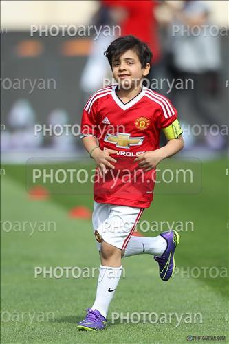 <span style='background: #33747a;box-shadow: 2px 3px 5px black;font-weight: 300;font-size: 10px;border-radius: 2px;margin: 2px;color: #fff;padding: 2px 5px;font - size: 10px;line - height: 22px; '>هانی نوروزی</span> 