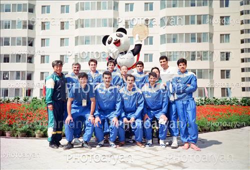 <span style='background: #33747a;font-weight: 300;font-size: 10px;box-shadow: 2px 3px 5px black;border-radius: 2px;margin: 2px;color: #fff;padding: 2px 5px;font - size: 10px;line - height: 22px; '>احمدرضا عابدزاده Ahmad Reza Abedzadeh</span> 