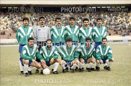 <span style='background: #33747a;box-shadow: 2px 3px 5px black;font-weight: 300;font-size: 10px;border-radius: 2px;margin: 2px;color: #fff;padding: 2px 5px;font - size: 10px;line - height: 22px; '>محمد احمدزاده</span> 