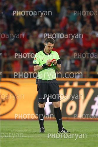 <span style='background: #33747a;box-shadow: 2px 3px 5px black;font-weight: 300;font-size: 10px;border-radius: 2px;margin: 2px;color: #fff;padding: 2px 5px;font - size: 10px;line - height: 22px; '>محمدحسین زاهدی فر</span> 