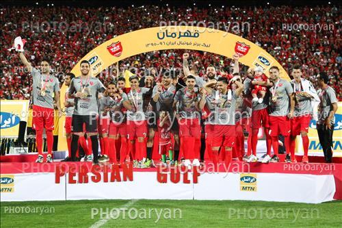 <span style='background: #33747a;box-shadow: 2px 3px 5px black;font-weight: 300;font-size: 10px;border-radius: 2px;margin: 2px;color: #fff;padding: 2px 5px;font - size: 10px;line - height: 22px; '>رضا کرملا چعب</span> <span style='background: #33747a;box-shadow: 2px 3px 5px black;font-weight: 300;font-size: 10px;border-radius: 2px;margin: 2px;color: #fff;padding: 2px 5px;font - size: 10px;line - height: 22px; '>مهدی طارمی</span> <span style='background: #33747a;box-shadow: 2px 3px 5px black;font-weight: 300;font-size: 10px;border-radius: 2px;margin: 2px;color: #fff;padding: 2px 5px;font - size: 10px;line - height: 22px; '>سامان نریمان جهان</span> 