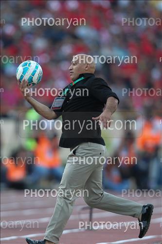 <span style='background: #33747a;box-shadow: 2px 3px 5px black;font-weight: 300;font-size: 10px;border-radius: 2px;margin: 2px;color: #fff;padding: 2px 5px;font - size: 10px;line - height: 22px; '>علیرضا منصوریان</span> 