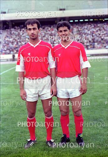 <span style='background: #33747a;box-shadow: 2px 3px 5px black;font-weight: 300;font-size: 10px;border-radius: 2px;margin: 2px;color: #fff;padding: 2px 5px;font - size: 10px;line - height: 22px; '>محسن عاشوریَ</span> <span style='background: #33747a;box-shadow: 2px 3px 5px black;font-weight: 300;font-size: 10px;border-radius: 2px;margin: 2px;color: #fff;padding: 2px 5px;font - size: 10px;line - height: 22px; '>فرشاد پیوس  Farshad Pious</span> 