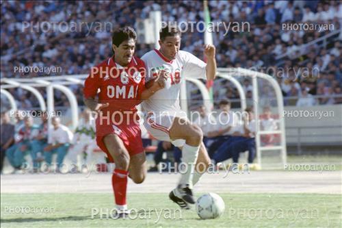 <span style='background: #33747a;box-shadow: 2px 3px 5px black;font-weight: 300;font-size: 10px;border-radius: 2px;margin: 2px;color: #fff;padding: 2px 5px;font - size: 10px;line - height: 22px; '>آرش نوآموز</span> 