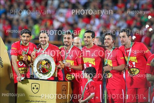 <span style='background: #33747a;box-shadow: 2px 3px 5px black;font-weight: 300;font-size: 10px;border-radius: 2px;margin: 2px;color: #fff;padding: 2px 5px;font - size: 10px;line - height: 22px; '>کمال کامیابی نیا</span> <span style='background: #33747a;box-shadow: 2px 3px 5px black;font-weight: 300;font-size: 10px;border-radius: 2px;margin: 2px;color: #fff;padding: 2px 5px;font - size: 10px;line - height: 22px; '>وحید امیری</span> <span style='background: #33747a;box-shadow: 2px 3px 5px black;font-weight: 300;font-size: 10px;border-radius: 2px;margin: 2px;color: #fff;padding: 2px 5px;font - size: 10px;line - height: 22px; '>مهدی ترابی</span> 