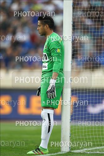 <span style='background: #33747a;box-shadow: 2px 3px 5px black;font-weight: 300;font-size: 10px;border-radius: 2px;margin: 2px;color: #fff;padding: 2px 5px;font - size: 10px;line - height: 22px; '>لی وينستون ليوناردو</span> 