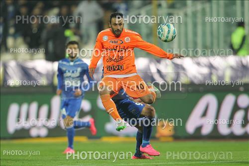 <span style='background: #33747a;box-shadow: 2px 3px 5px black;font-weight: 300;font-size: 10px;border-radius: 2px;margin: 2px;color: #fff;padding: 2px 5px;font - size: 10px;line - height: 22px; '>غلامرضا رضایی</span> 