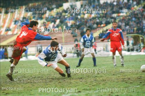 <span style='background: #33747a;box-shadow: 2px 3px 5px black;font-weight: 300;font-size: 10px;border-radius: 2px;margin: 2px;color: #fff;padding: 2px 5px;font - size: 10px;line - height: 22px; '>فرد ملکیان</span> <span style='background: #33747a;box-shadow: 2px 3px 5px black;font-weight: 300;font-size: 10px;border-radius: 2px;margin: 2px;color: #fff;padding: 2px 5px;font - size: 10px;line - height: 22px; '>علی لطیفی</span> 