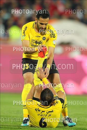 <span style='background: #33747a;box-shadow: 2px 3px 5px black;font-weight: 300;font-size: 10px;border-radius: 2px;margin: 2px;color: #fff;padding: 2px 5px;font - size: 10px;line - height: 22px; '>مهدی کیانی</span> <span style='background: #33747a;box-shadow: 2px 3px 5px black;font-weight: 300;font-size: 10px;border-radius: 2px;margin: 2px;color: #fff;padding: 2px 5px;font - size: 10px;line - height: 22px; '>علی قربانی</span> 