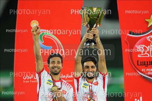 <span style='background: #33747a;box-shadow: 2px 3px 5px black;font-weight: 300;font-size: 10px;border-radius: 2px;margin: 2px;color: #fff;padding: 2px 5px;font - size: 10px;line - height: 22px; '>شجاع خلیل زاده</span> <span style='background: #33747a;box-shadow: 2px 3px 5px black;font-weight: 300;font-size: 10px;border-radius: 2px;margin: 2px;color: #fff;padding: 2px 5px;font - size: 10px;line - height: 22px; '>سیامک نعمتی</span> 